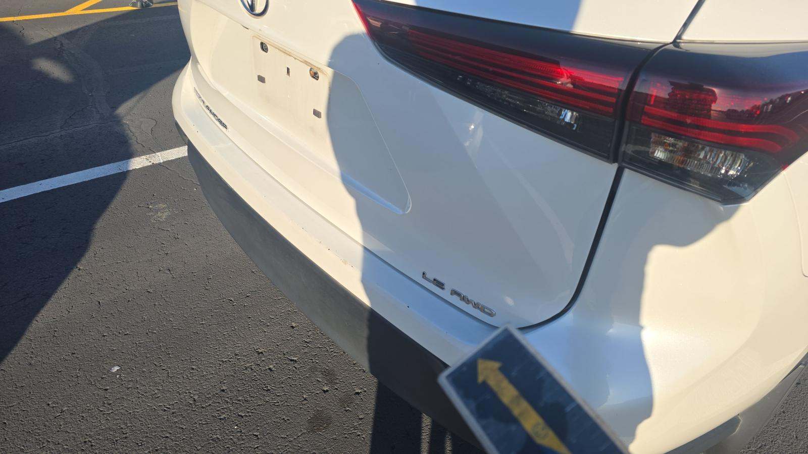 2024 Toyota Highlander LE AWD