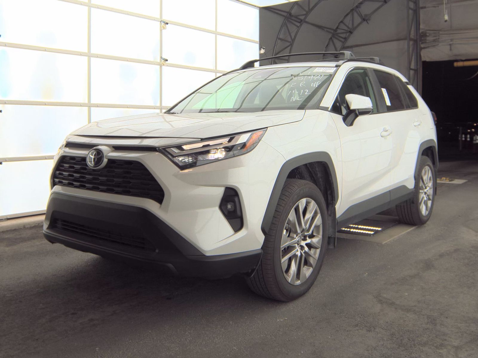 2025 Toyota RAV4 XLE Premium FWD