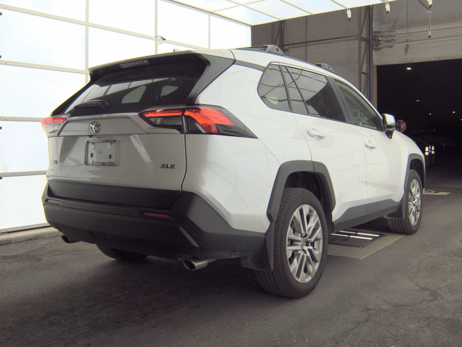 2025 Toyota RAV4 XLE Premium FWD