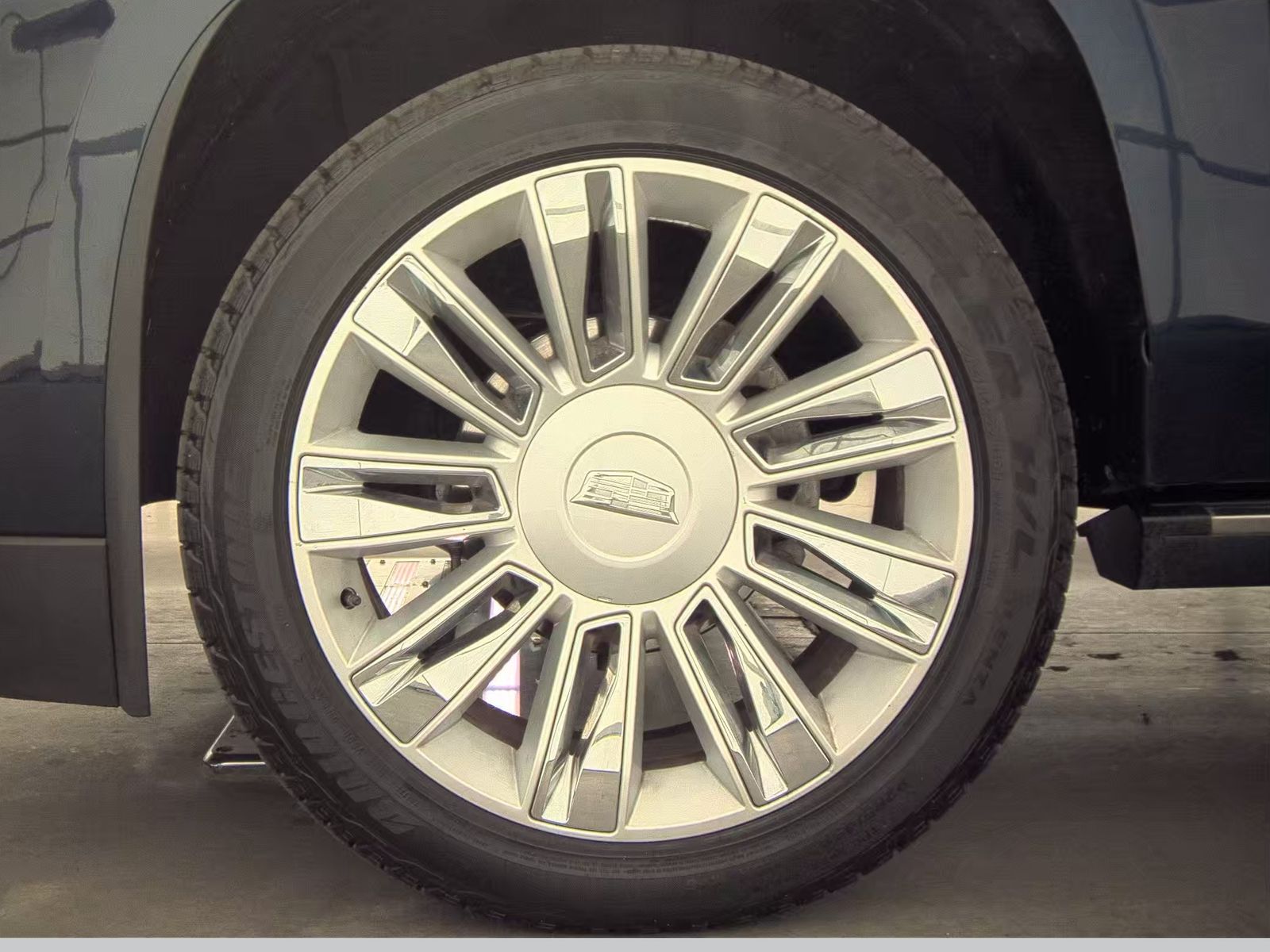 2017 Cadillac Escalade Platinum RWD