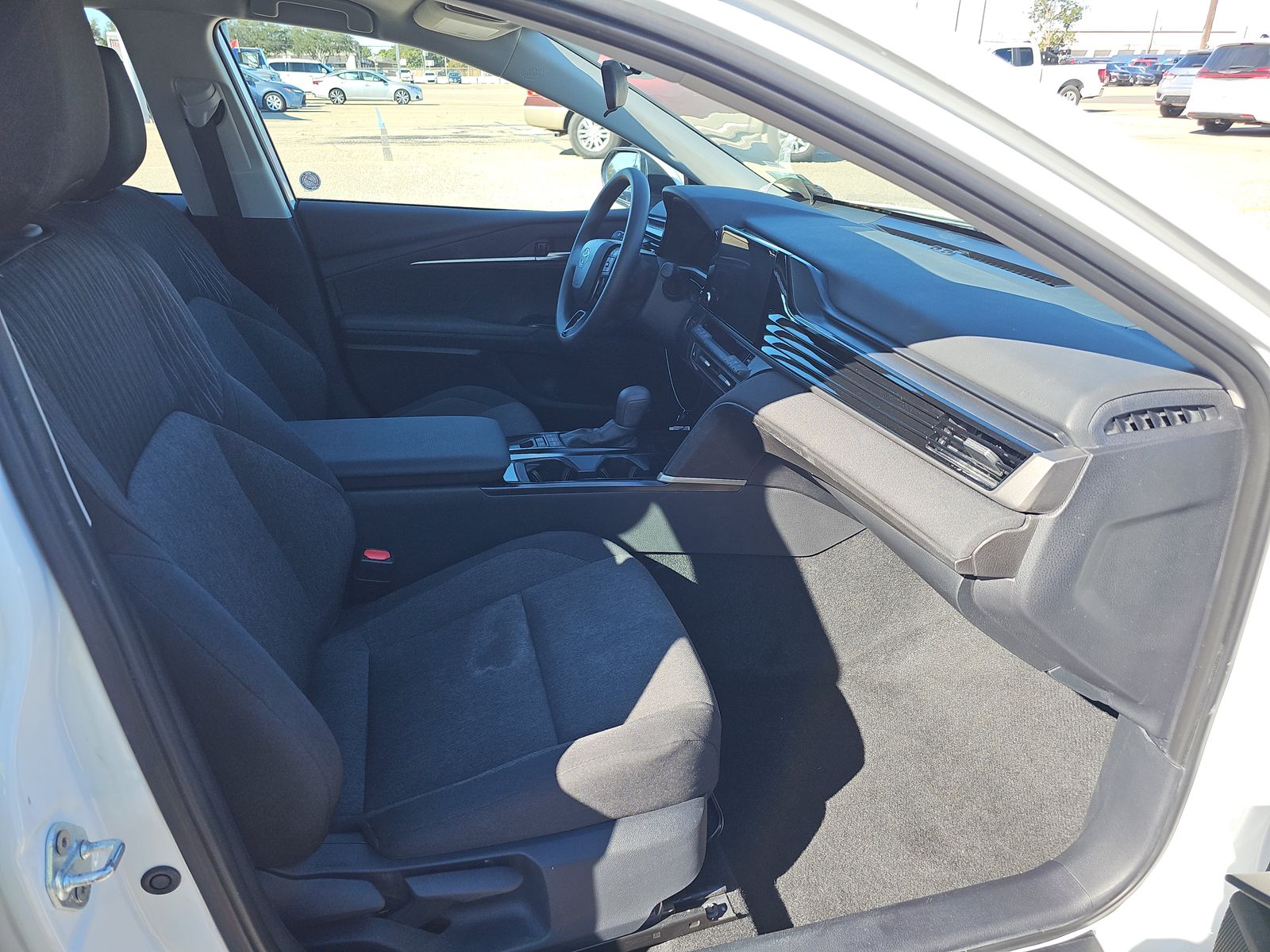 2025 Toyota Camry LE FWD