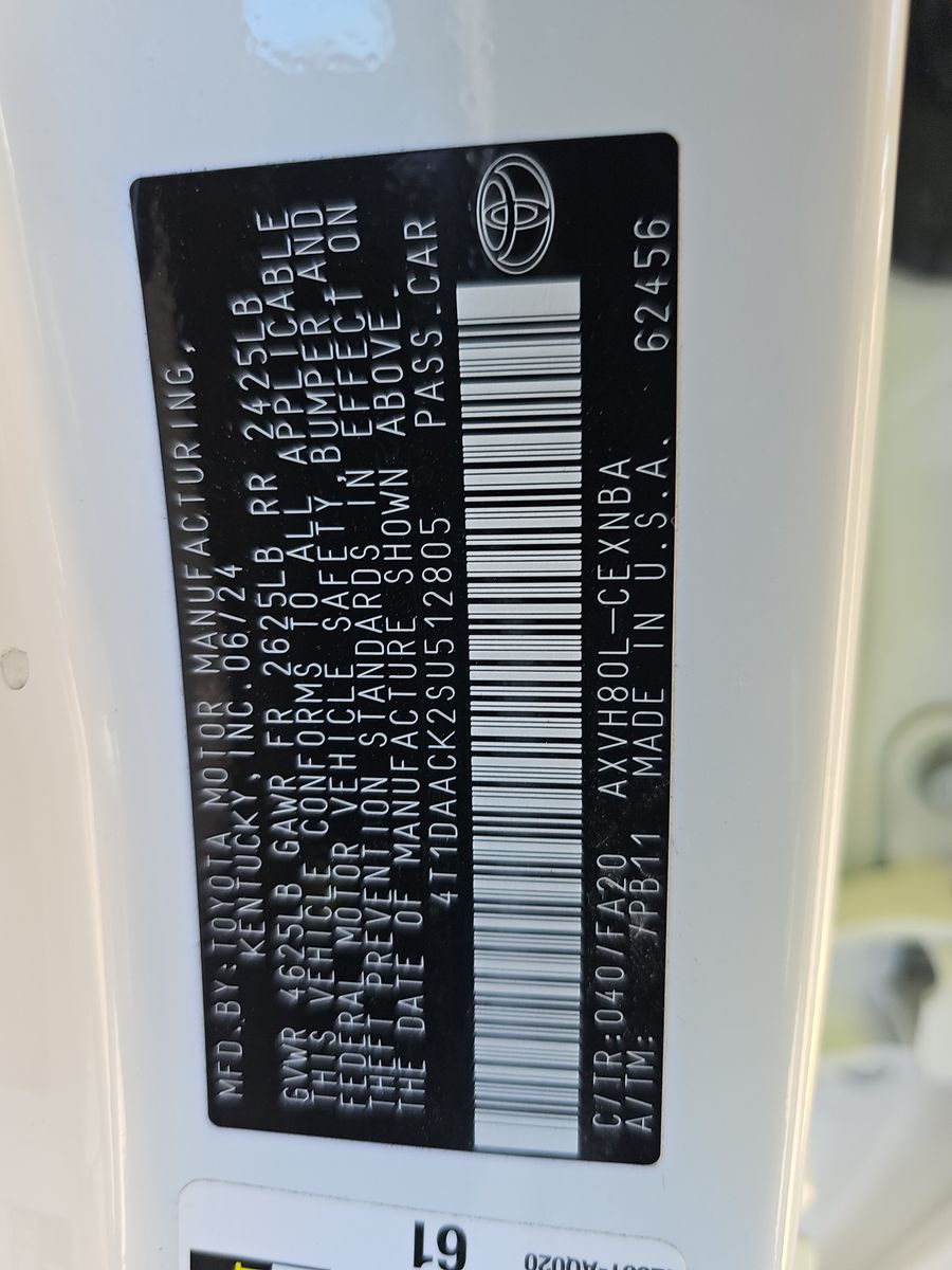 2025 Toyota Camry LE FWD