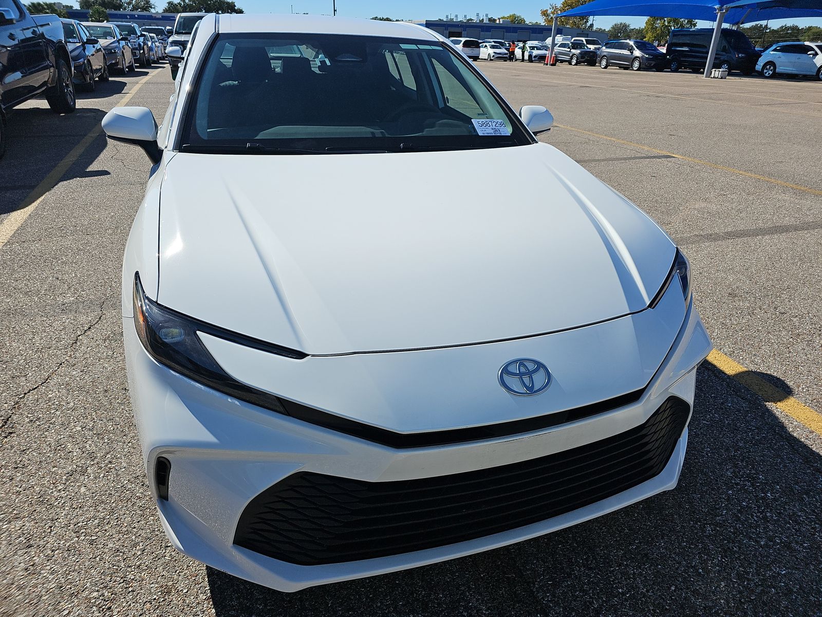 2025 Toyota Camry LE FWD