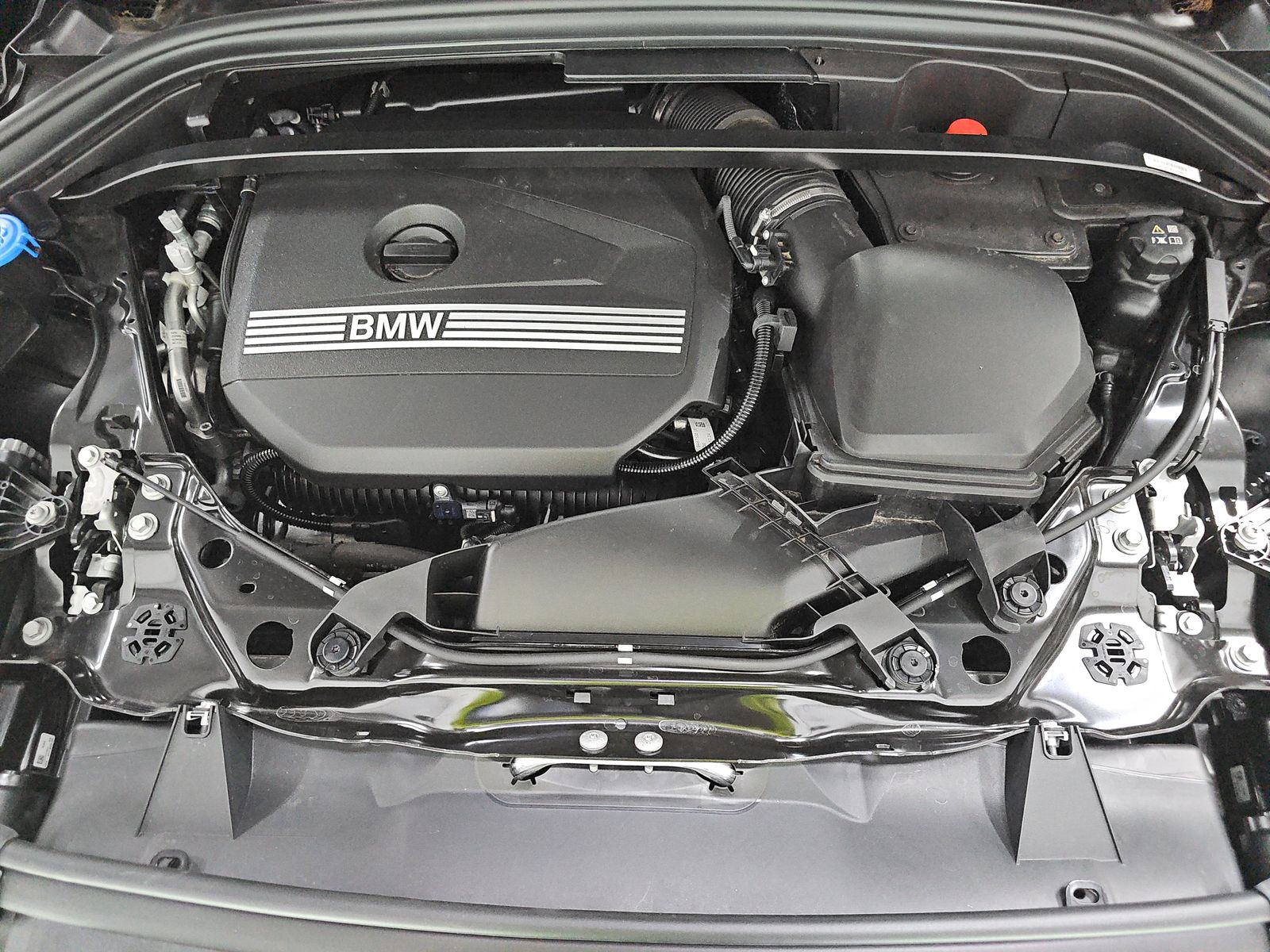 2025 BMW X1 xDrive28i AWD