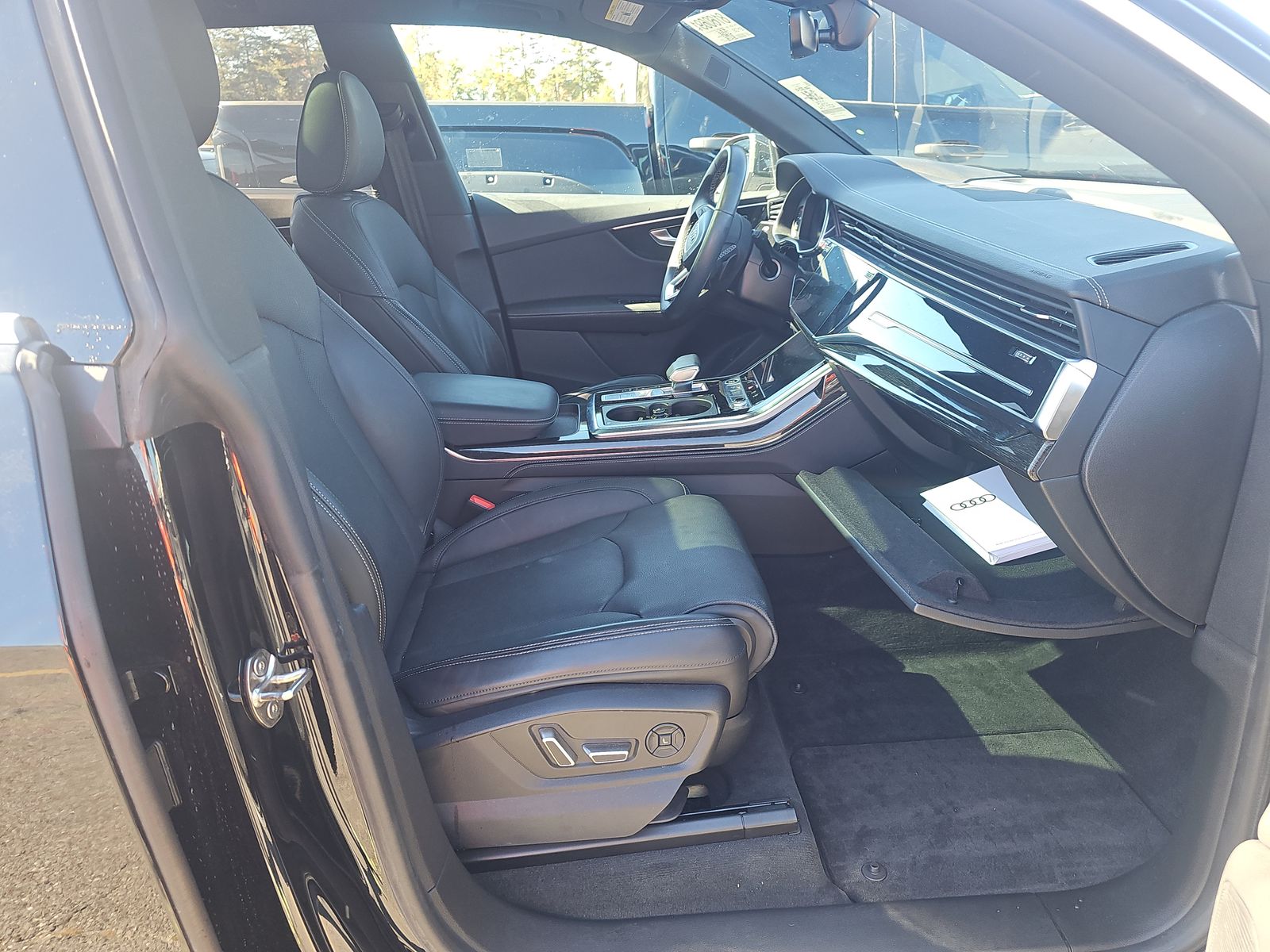 2024 Audi Q8 Prestige AWD