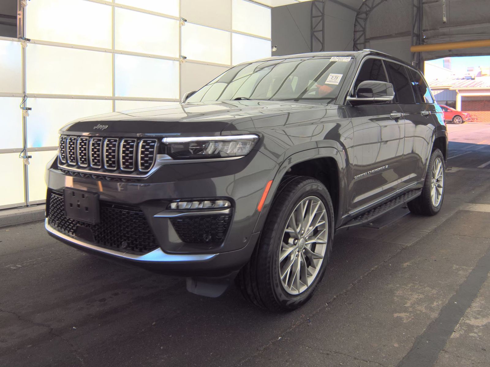 2022 Jeep Grand Cherokee Summit AWD