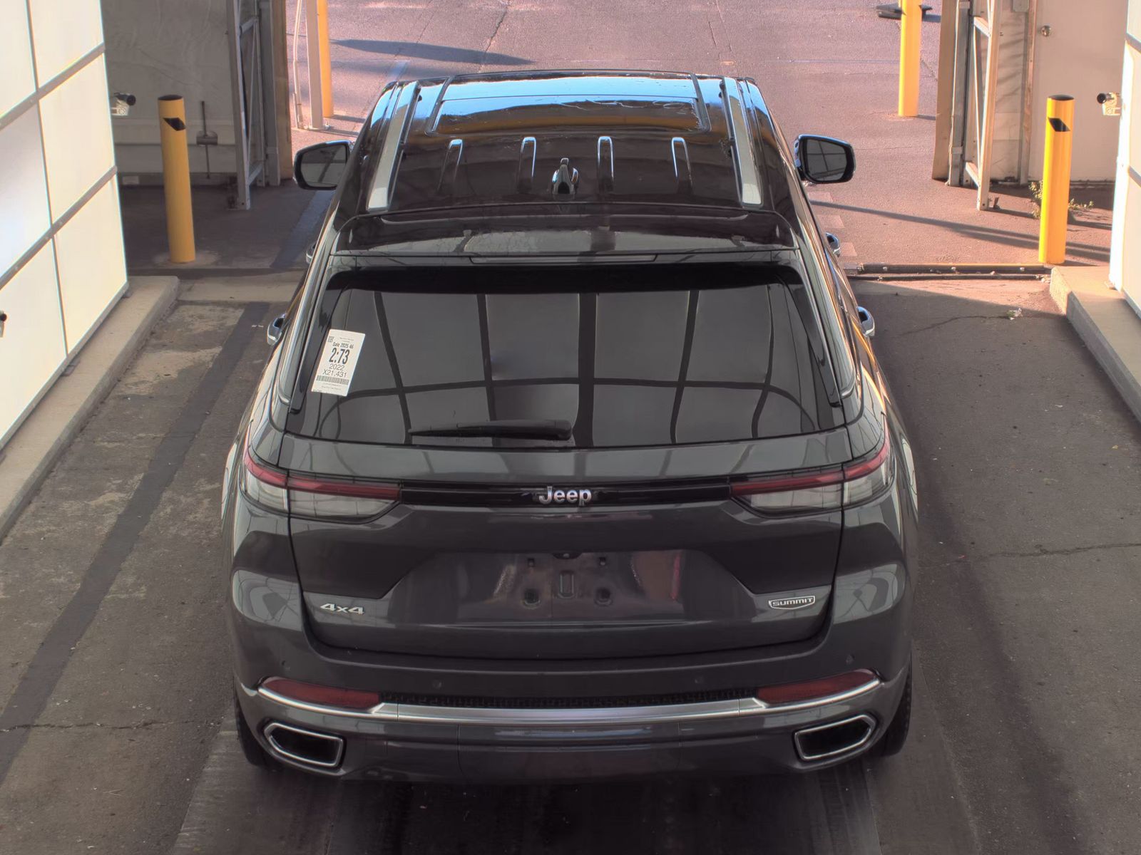 2022 Jeep Grand Cherokee Summit AWD