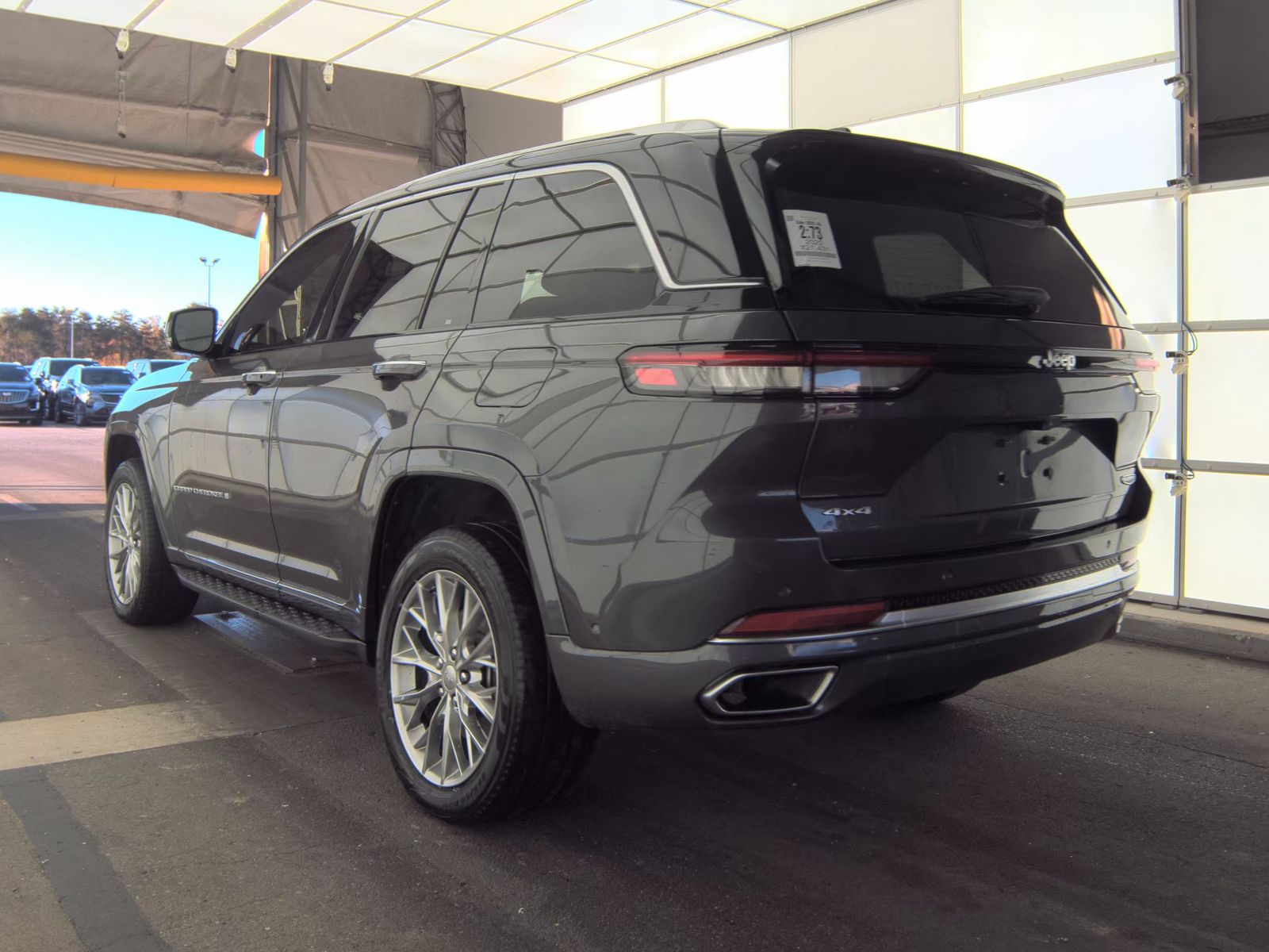 2022 Jeep Grand Cherokee Summit AWD