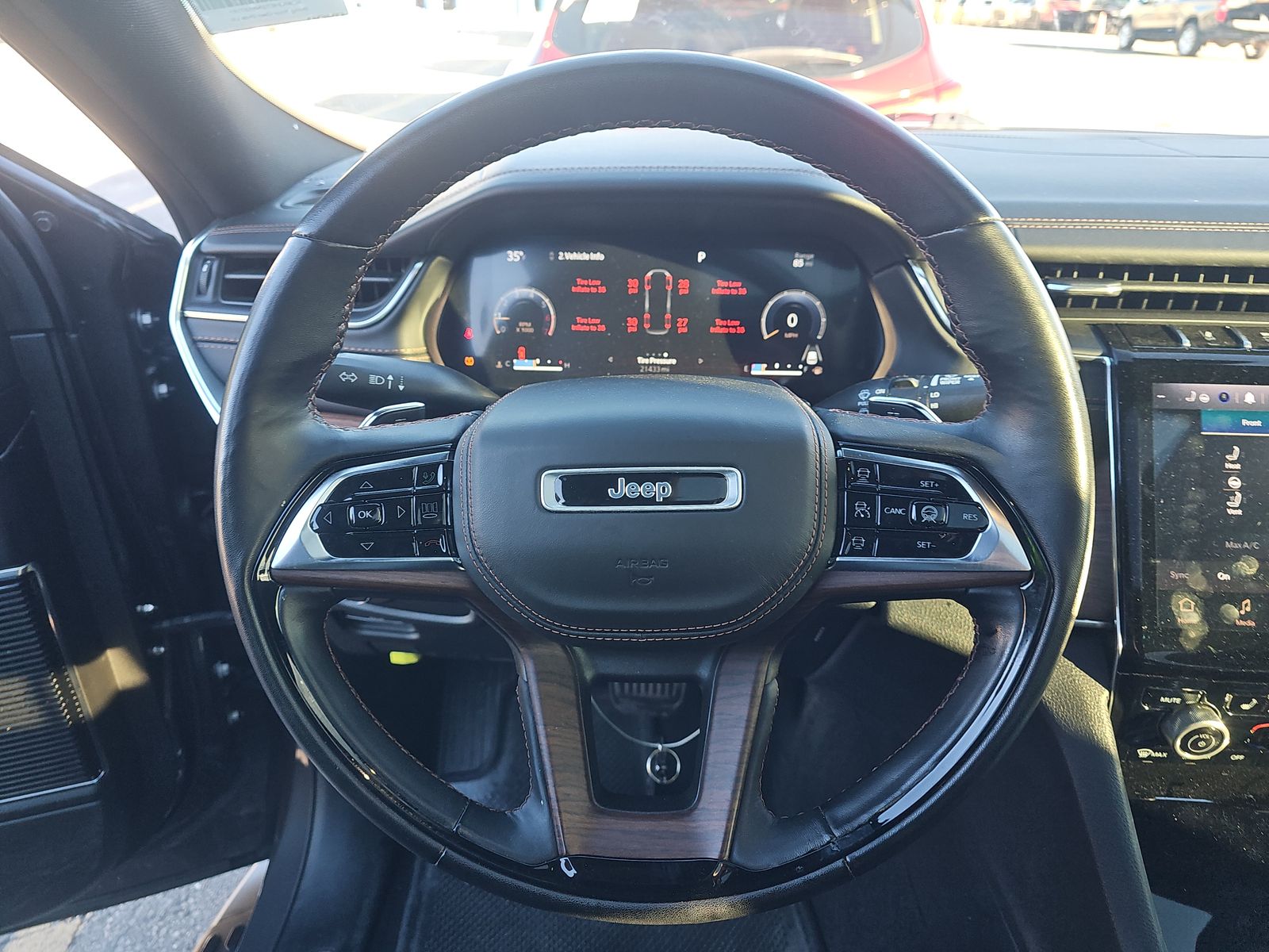 2022 Jeep Grand Cherokee Summit AWD