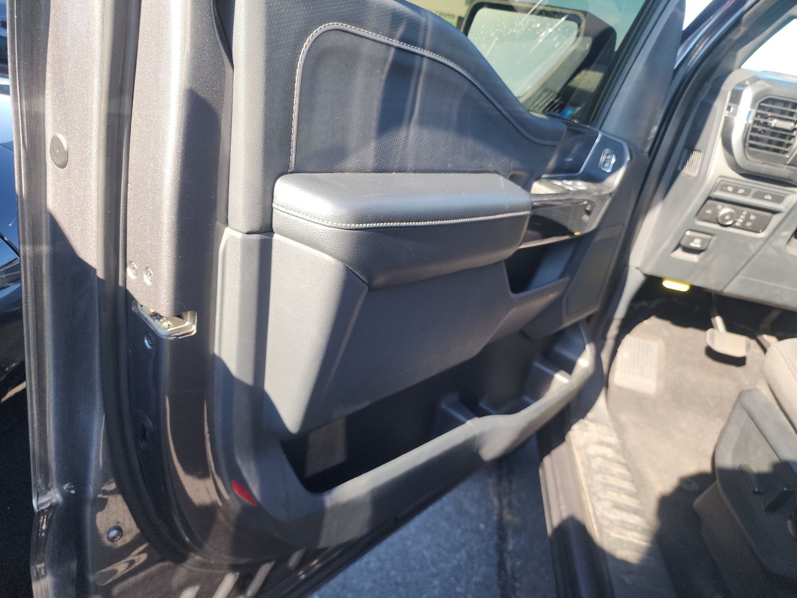 2022 Ford F-150 XLT RWD