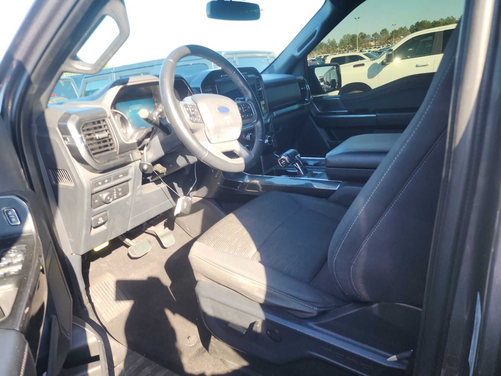 2022 Ford F-150 XLT RWD