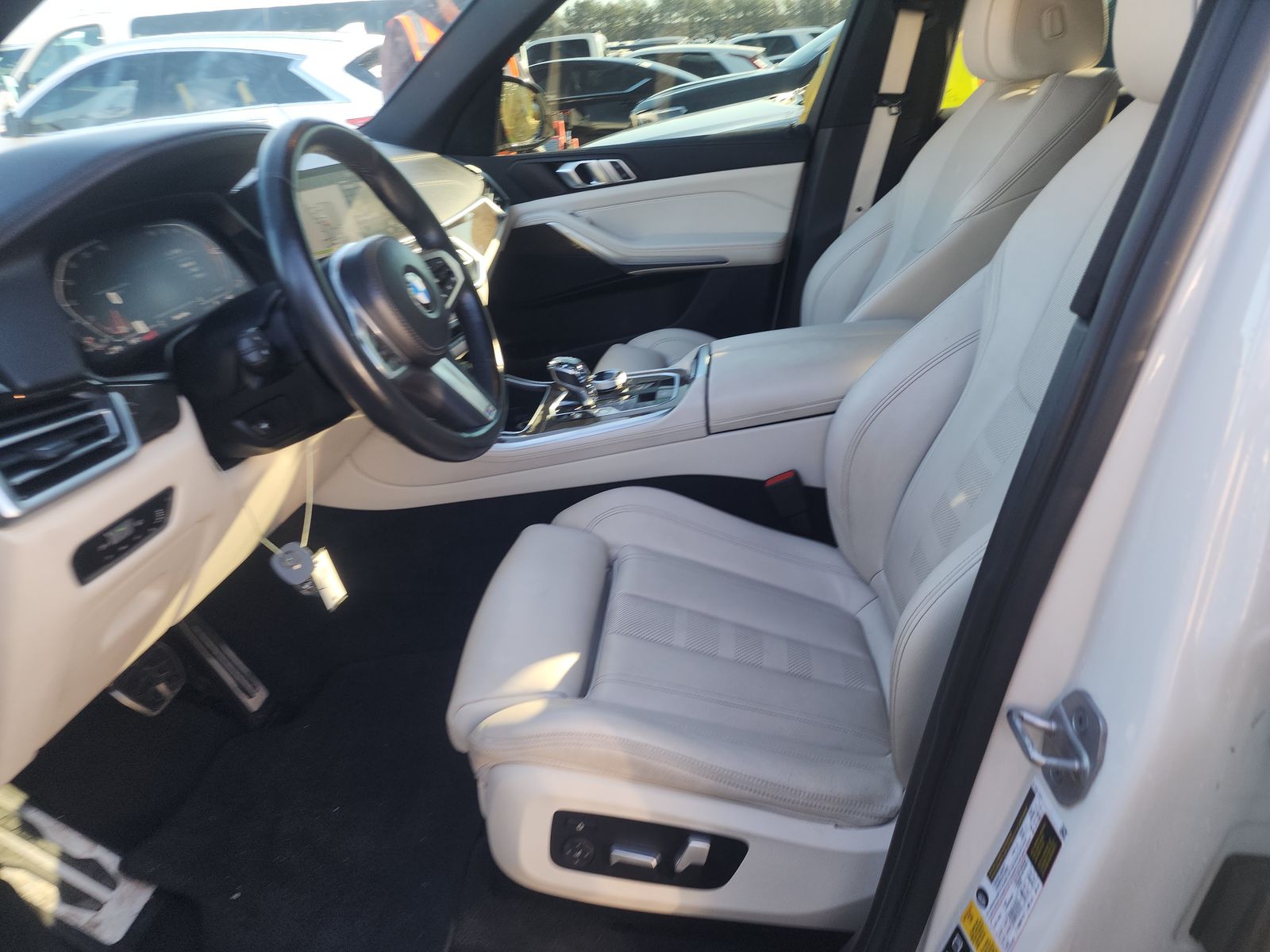 2022 BMW X5 xDrive40i AWD