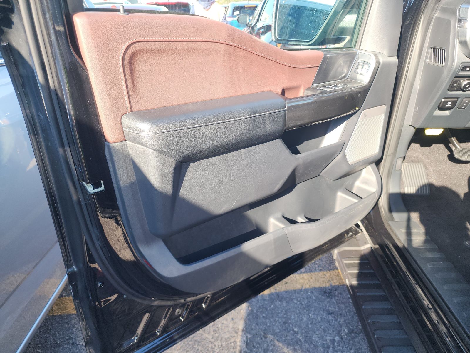 2023 Ford F-150 Lariat AWD