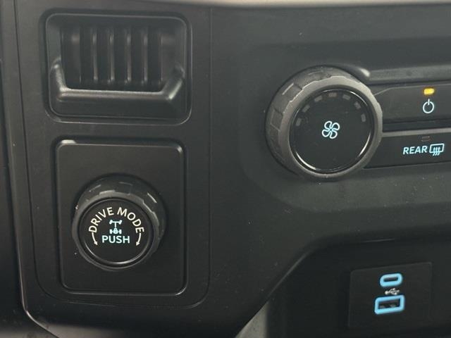 2022 Ford F-150 XL RWD