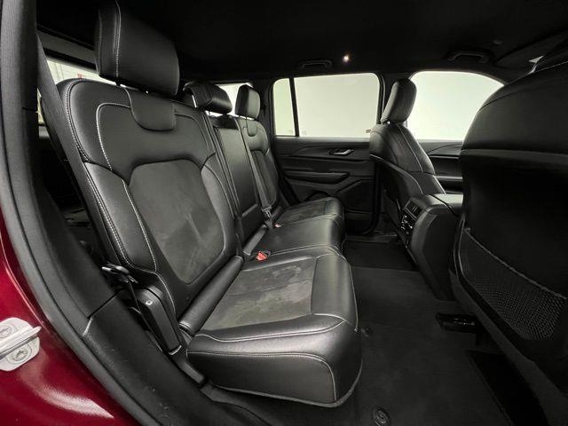 2024 Jeep Grand Cherokee Altitude AWD