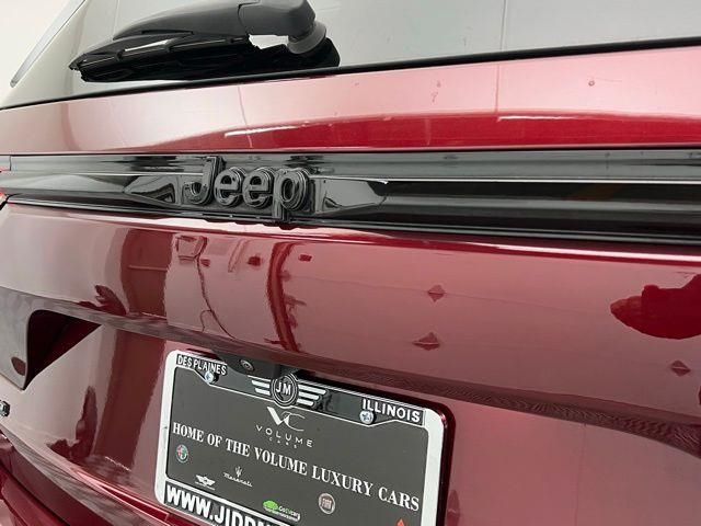 2024 Jeep Grand Cherokee Altitude AWD