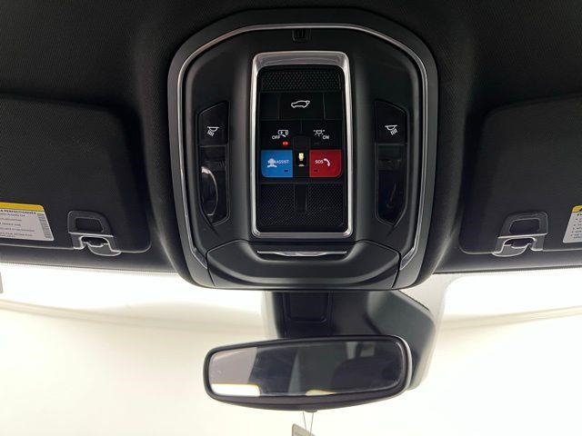 2024 Jeep Grand Cherokee Altitude AWD