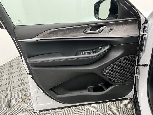 2024 Jeep Grand Cherokee Limited AWD