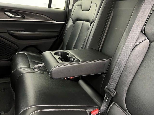 2024 Jeep Grand Cherokee Limited AWD