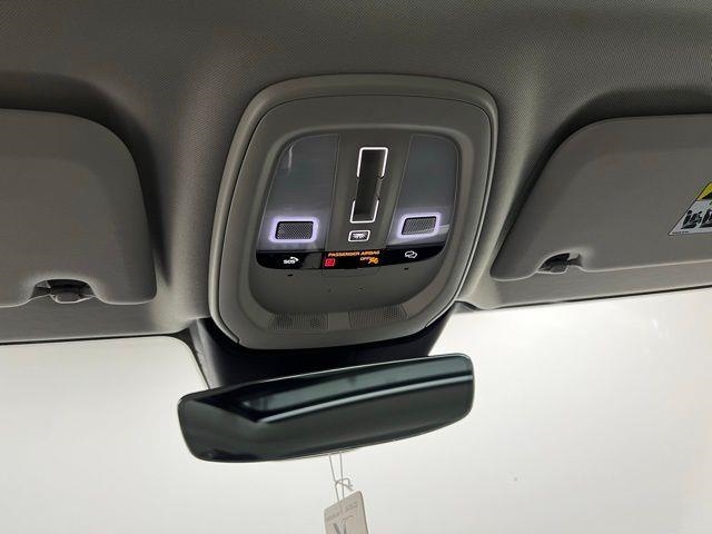 2024 Volvo S60 B5 Core AWD