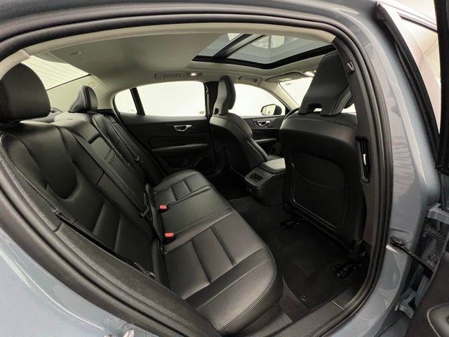 2024 Volvo S60 B5 Core AWD