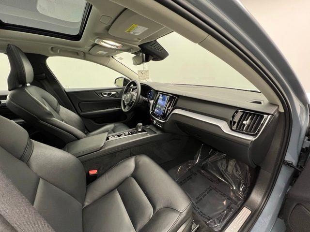 2024 Volvo S60 B5 Core AWD