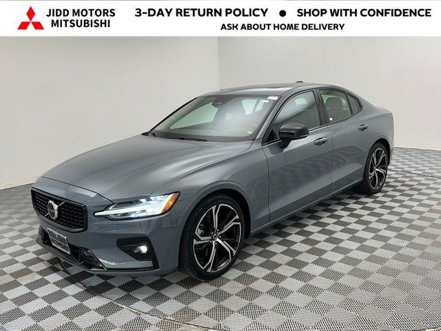 2024 Volvo S60 B5 Core AWD