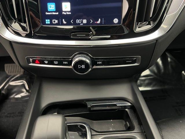 2024 Volvo S60 B5 Core AWD