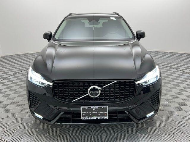 2025 Volvo XC60 B5 Plus AWD