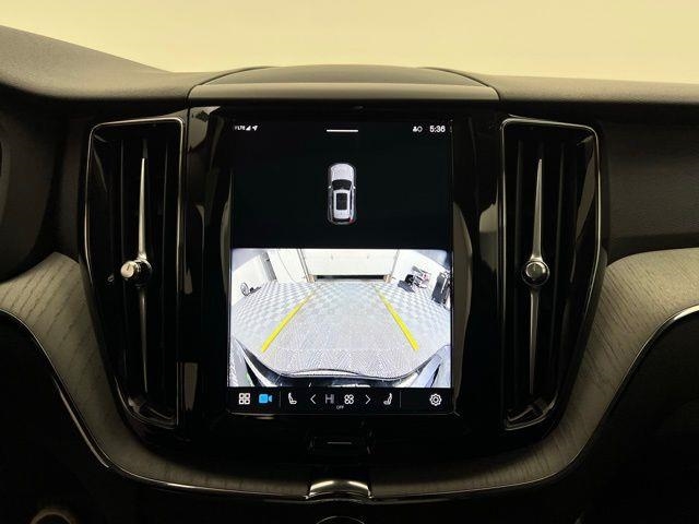 2025 Volvo XC60 B5 Plus AWD