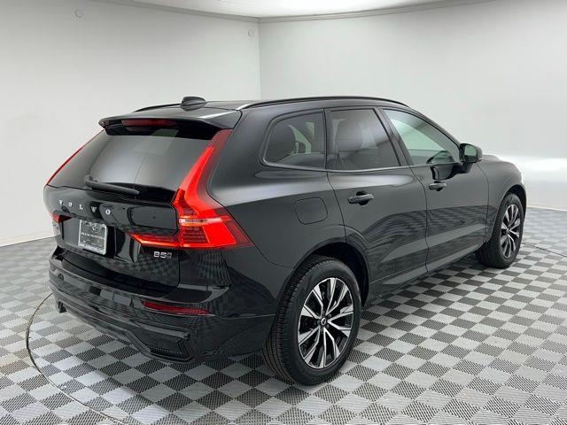 2025 Volvo XC60 B5 Plus AWD