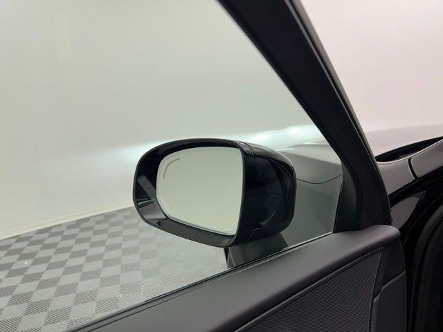 2025 Volvo XC60 B5 Plus AWD