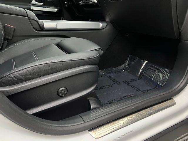 2025 Mercedes-Benz GLB GLB 250 AWD