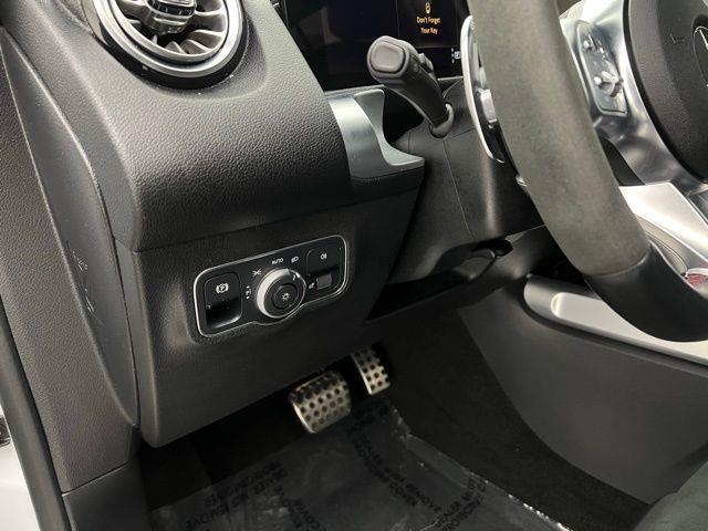 2023 Mercedes-Benz GLB AMG GLB 35 AWD