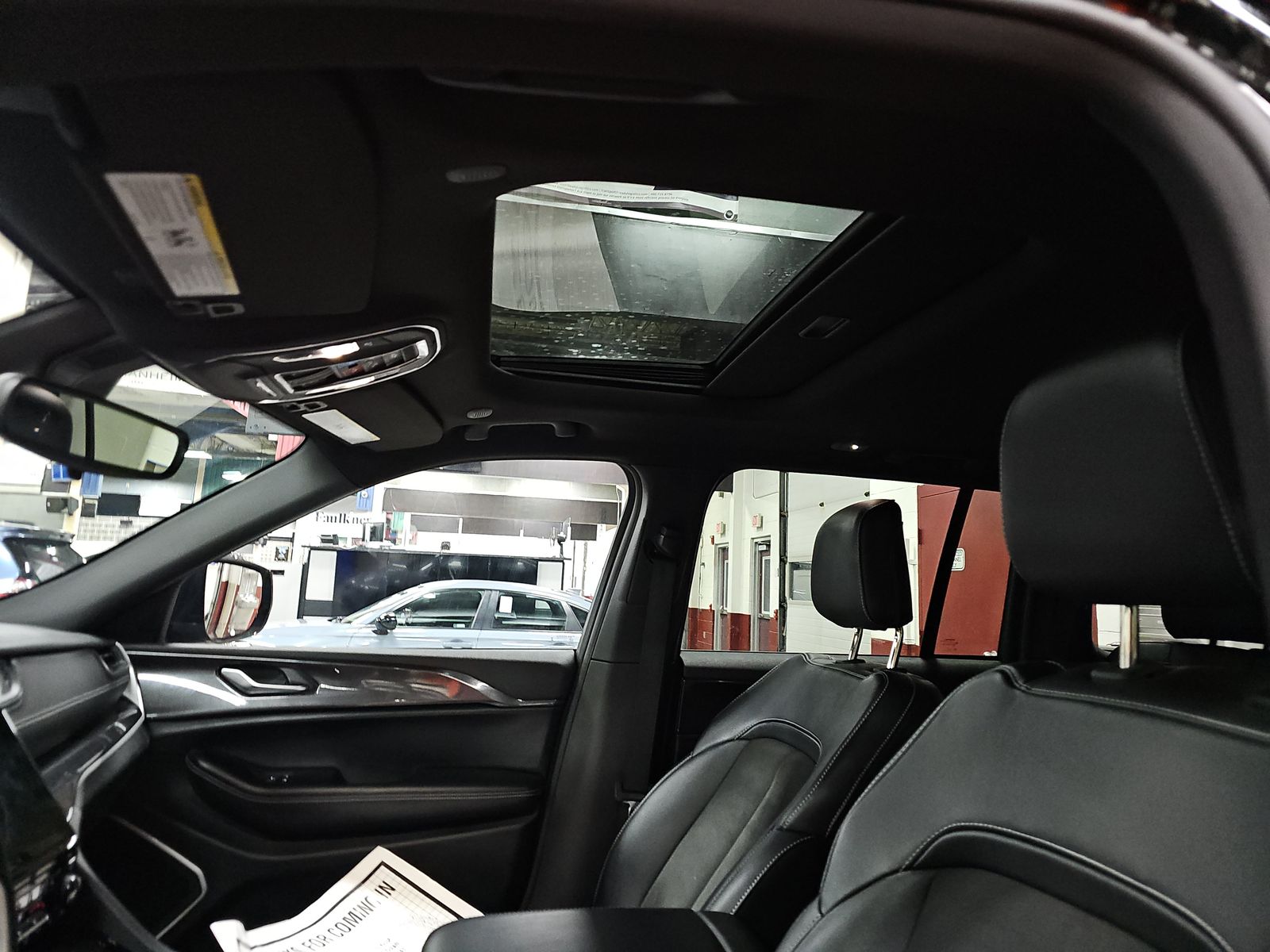 2022 Jeep Grand Cherokee Altitude AWD