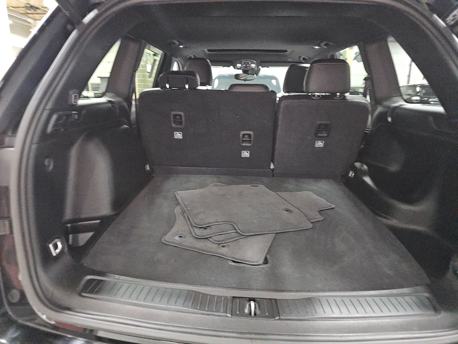 2022 Jeep Grand Cherokee Altitude AWD