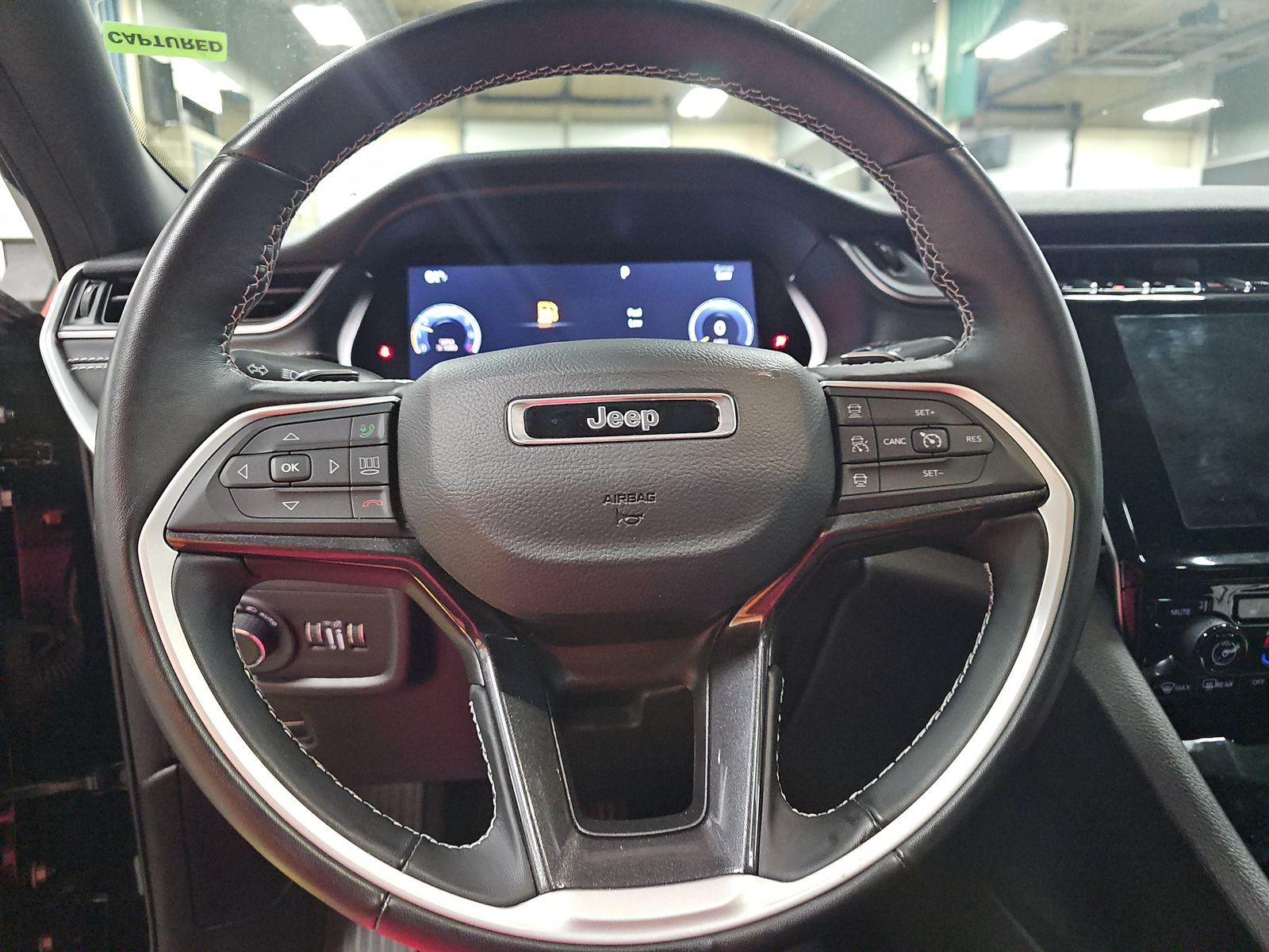 2022 Jeep Grand Cherokee Altitude AWD