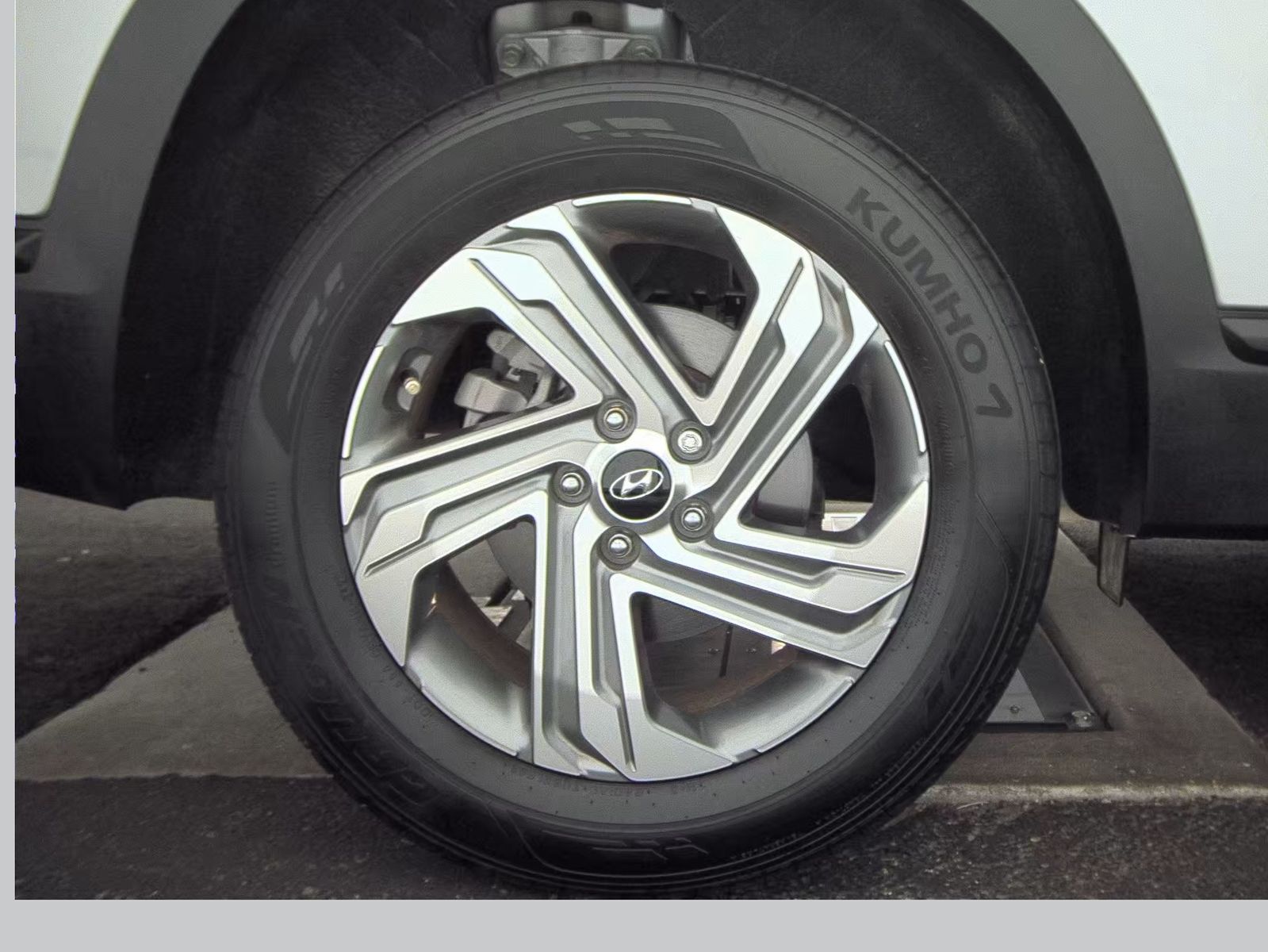 2023 Hyundai Santa Fe SE AWD