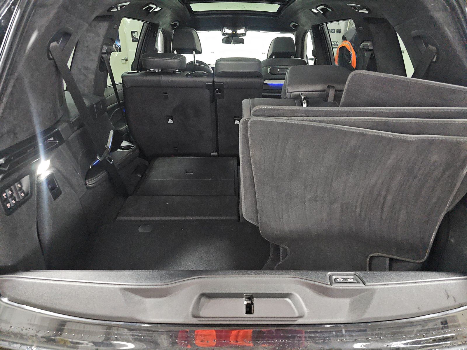 2024 BMW X7 M60i AWD