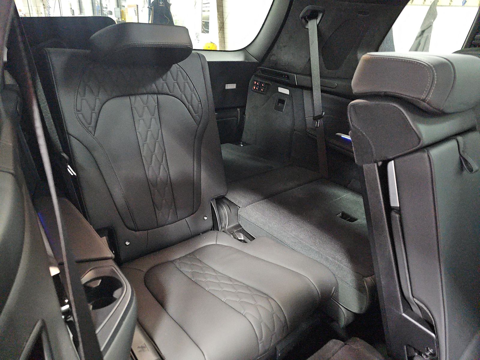 2024 BMW X7 M60i AWD