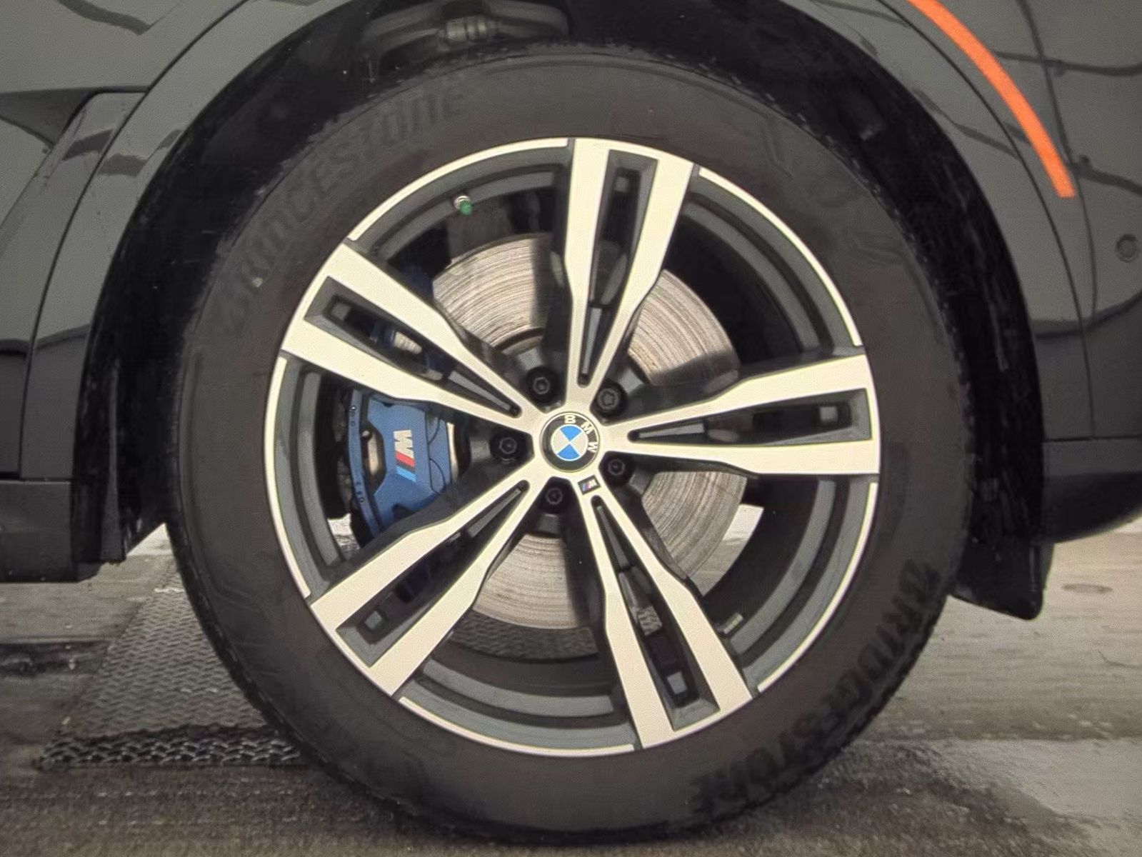 2024 BMW X7 M60i AWD