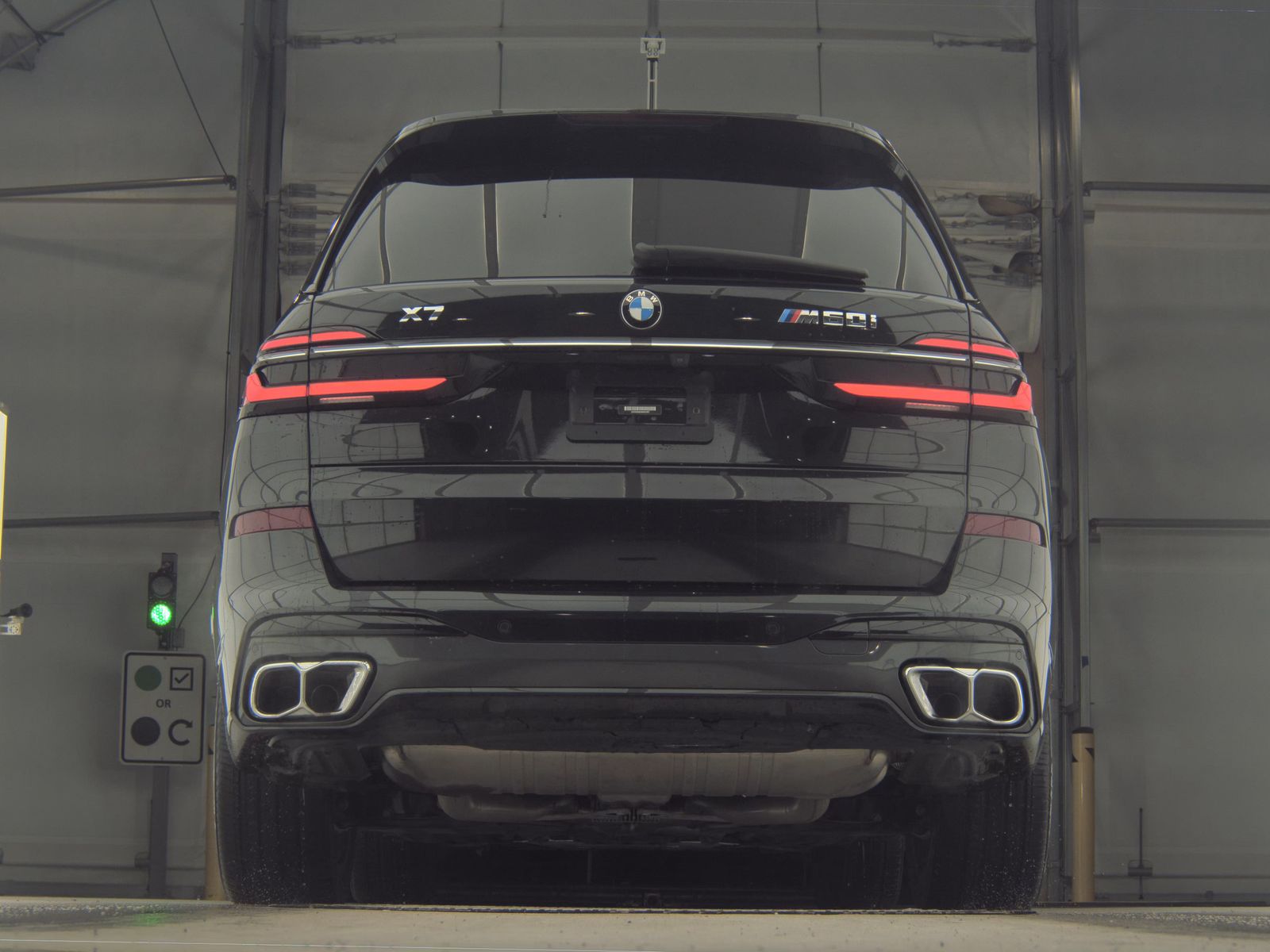 2024 BMW X7 M60i AWD