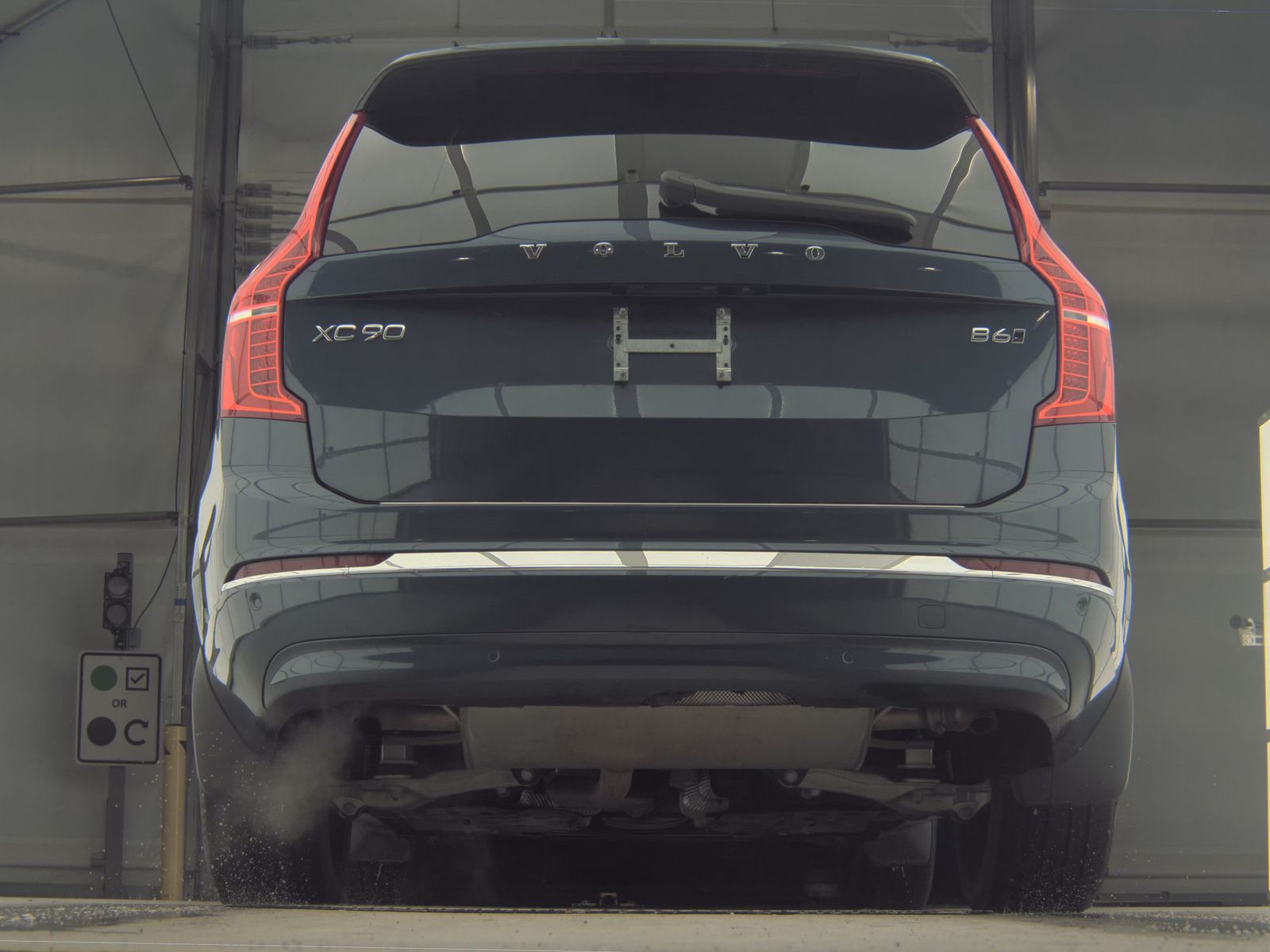 2023 Volvo XC90 B6 Plus AWD