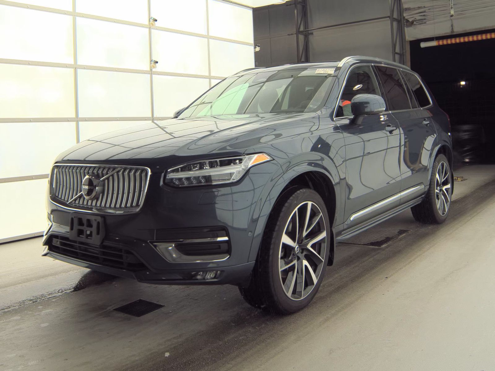 2023 Volvo XC90 B6 Plus AWD