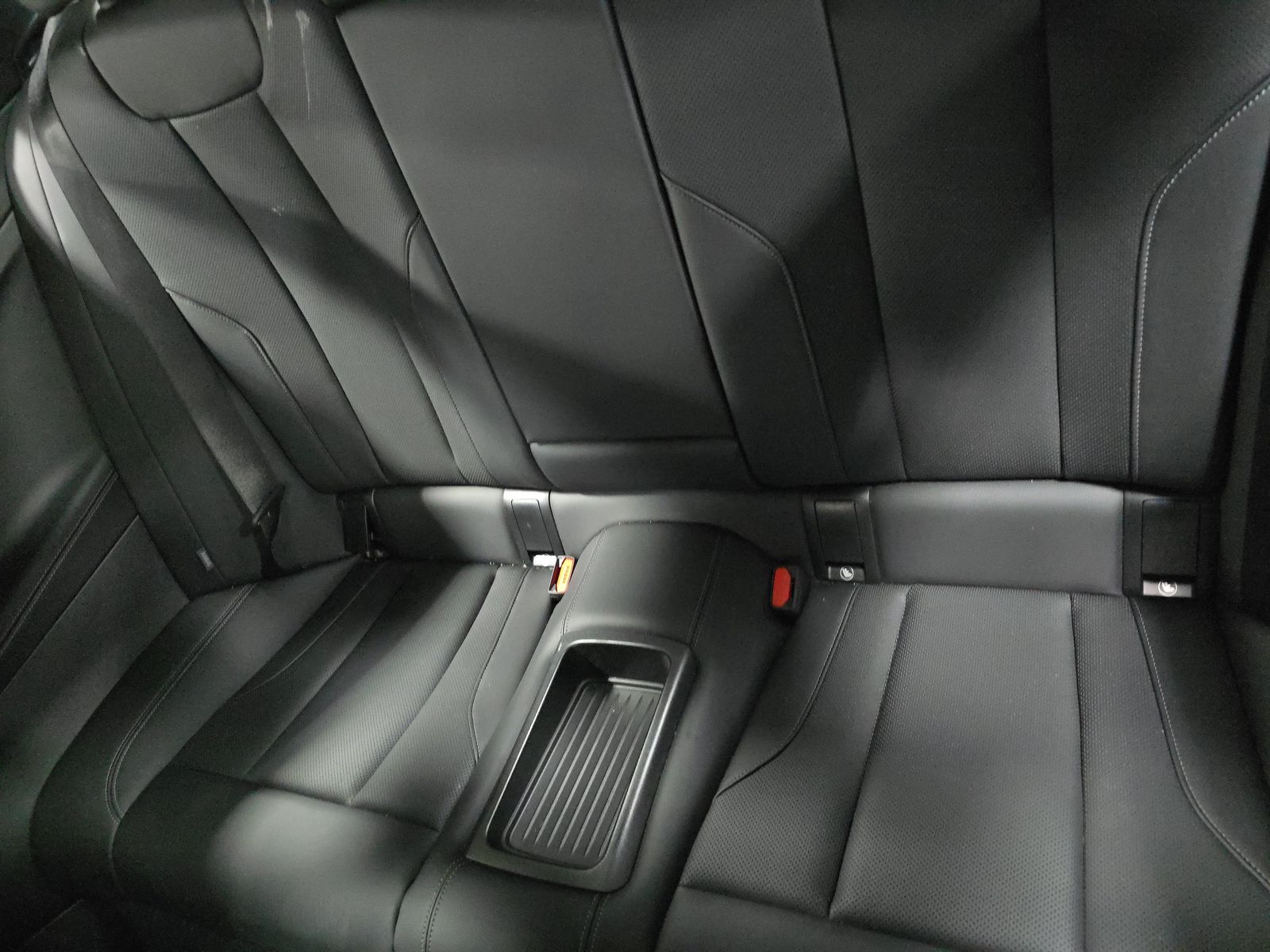 2025 BMW 2 Series 230i xDrive AWD