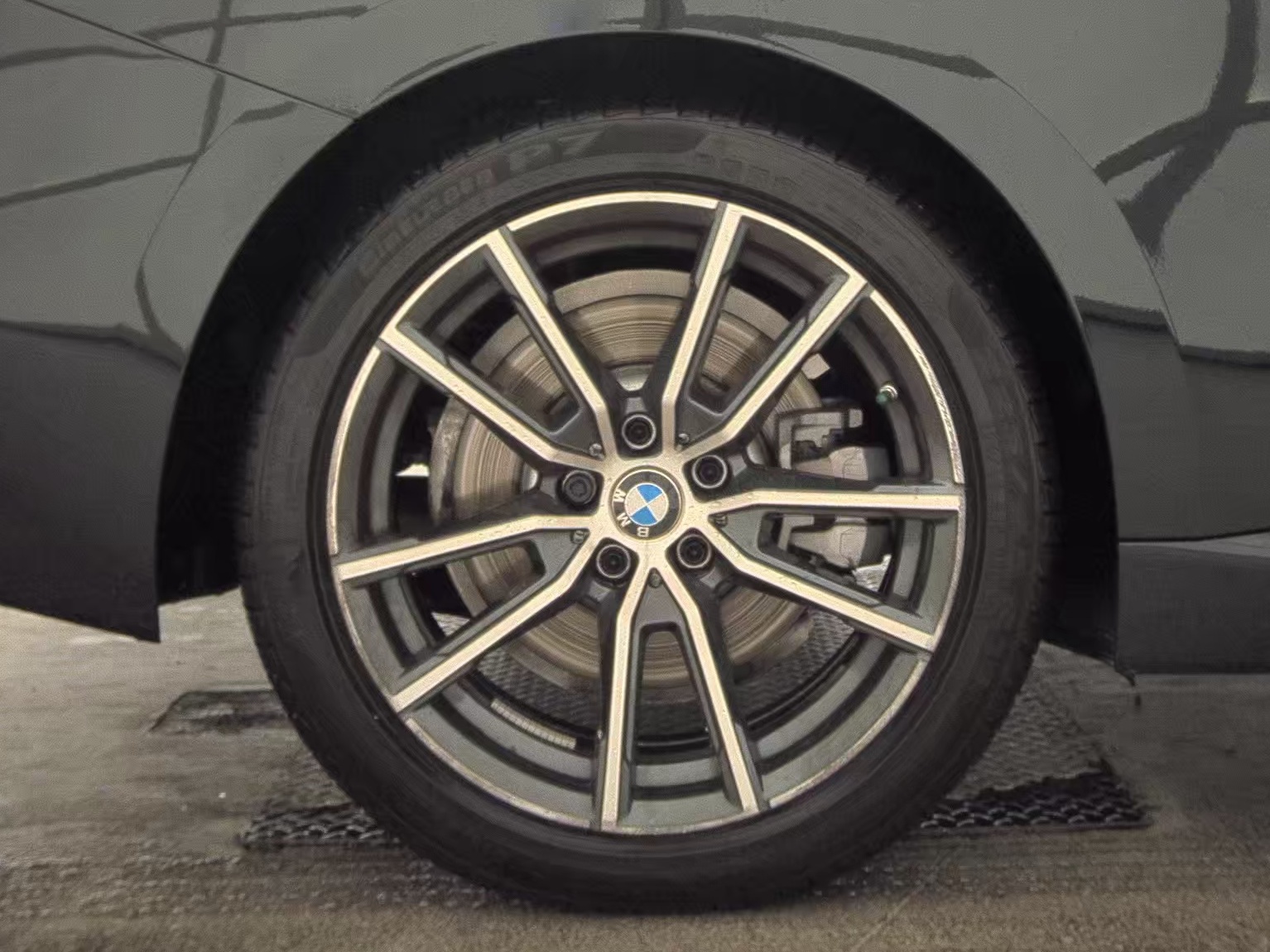 2025 BMW 2 Series 230i xDrive AWD