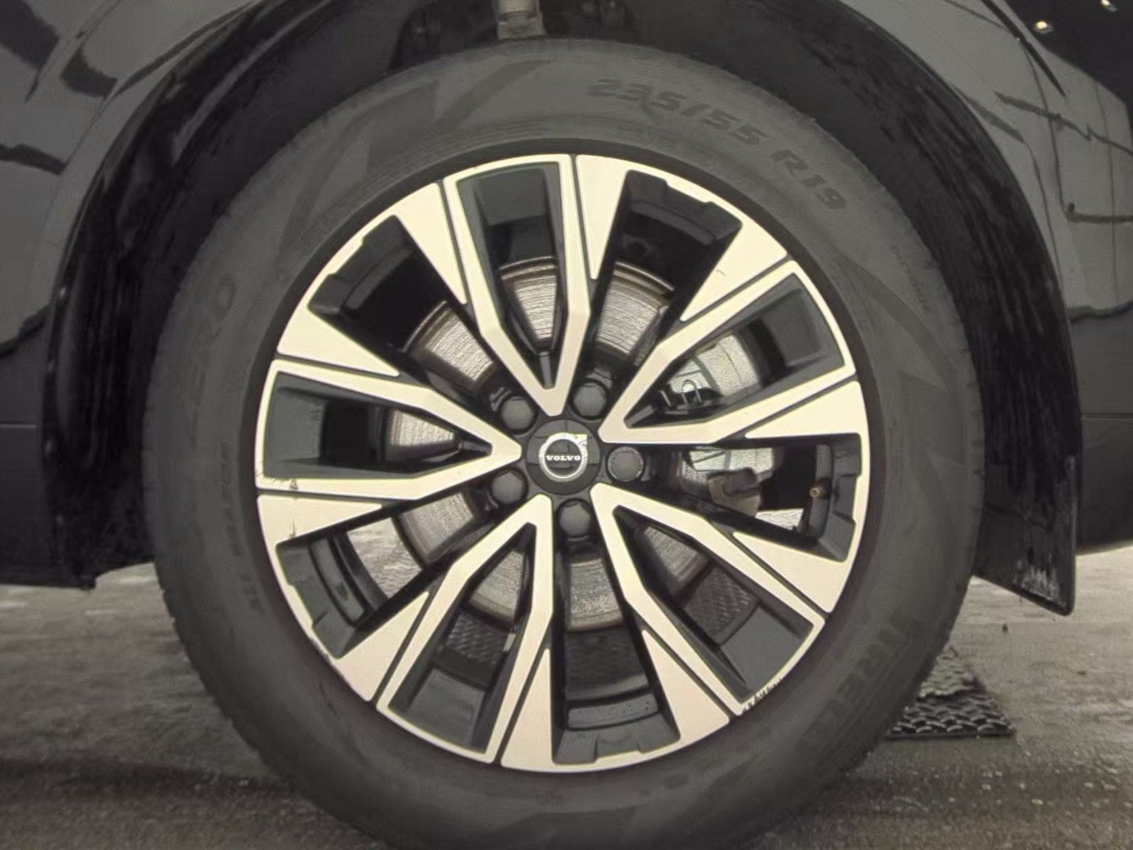 2023 Volvo XC60 B5 Core AWD