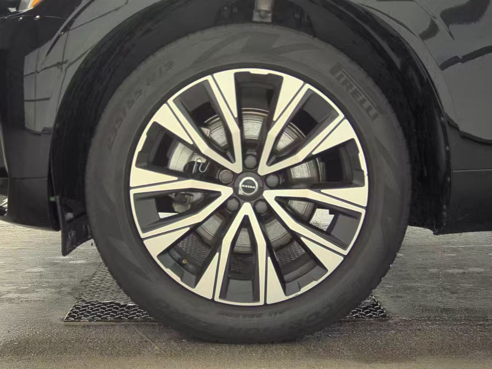 2023 Volvo XC60 B5 Core AWD