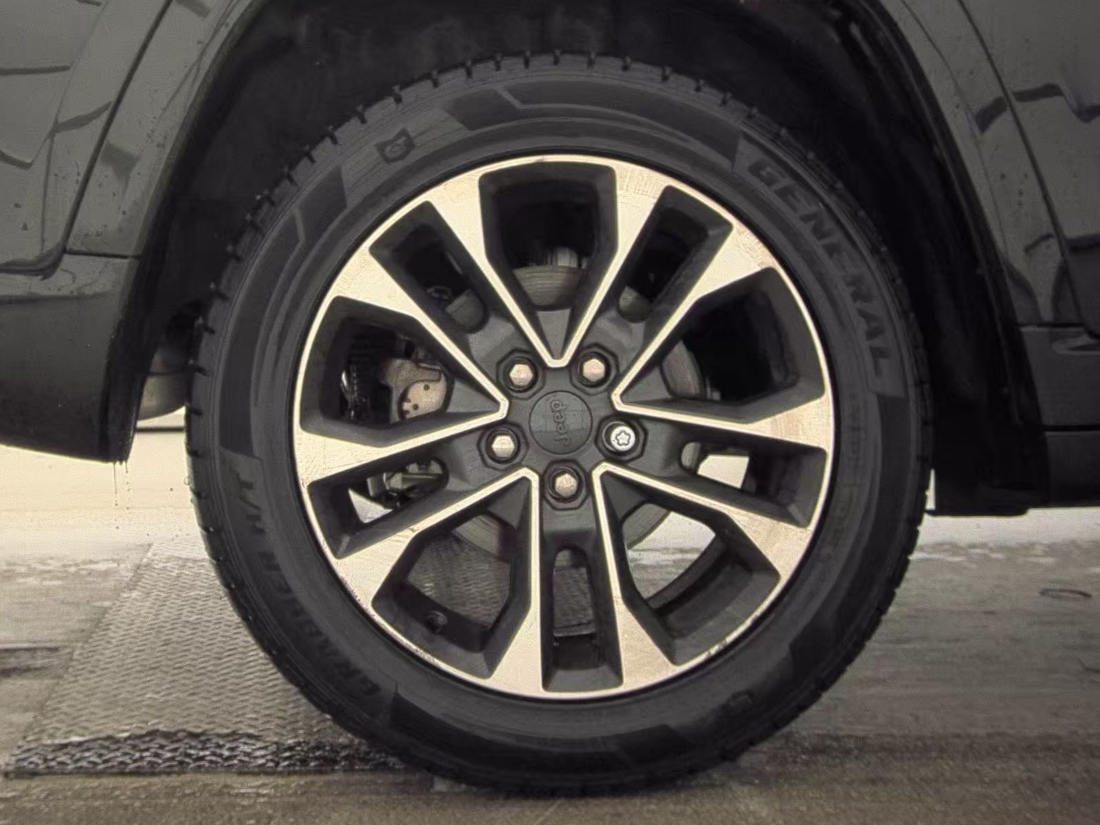 2022 Jeep Grand Cherokee Overland AWD