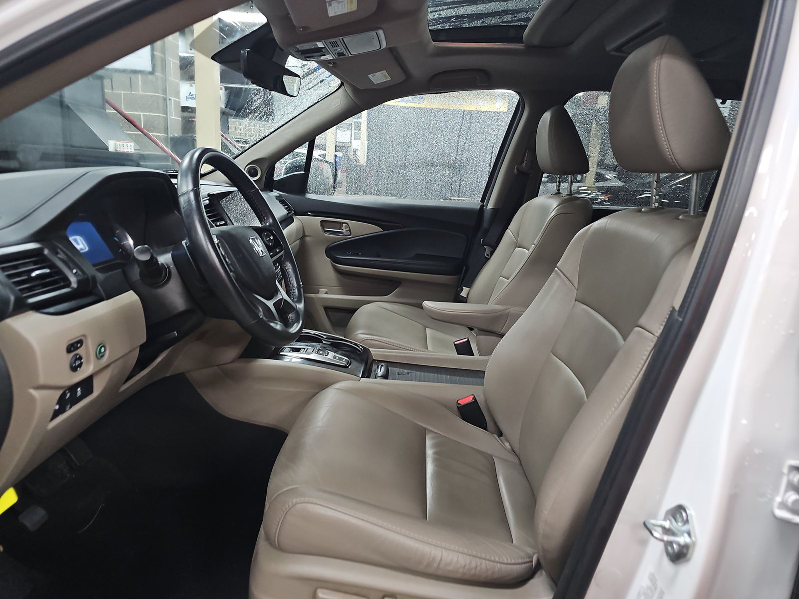 2022 Honda Pilot Touring AWD